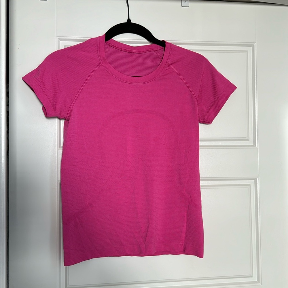 lululemon athletica Short Sleeve Tee in Bright Pink
